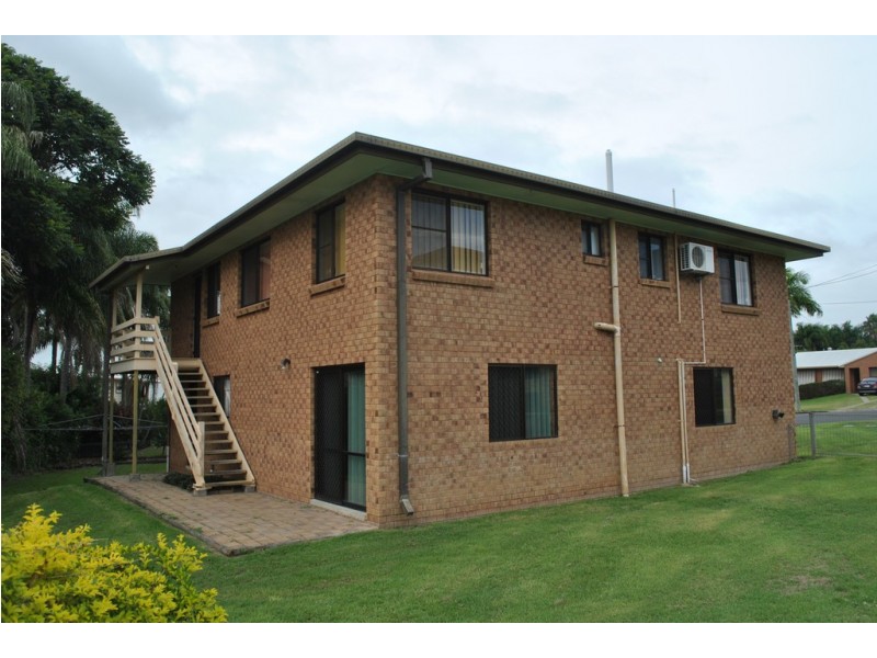2 Clara Place, Gracemere QLD 4702