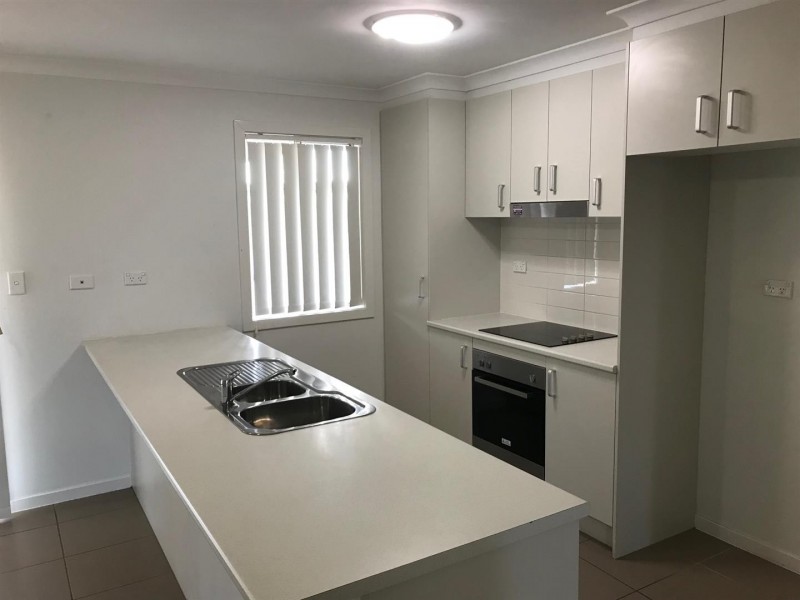 14 Taramoore Road, Gracemere QLD 4702