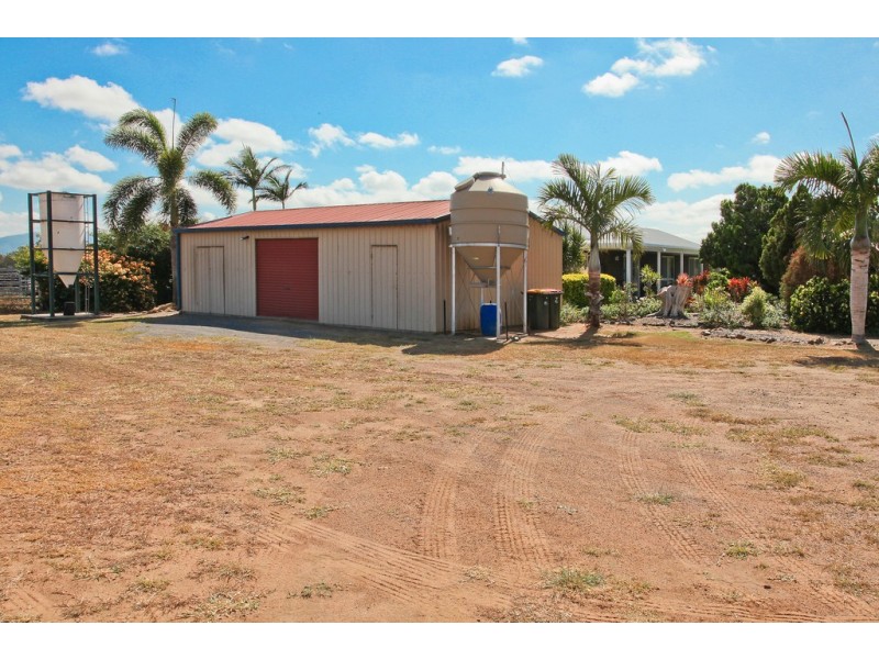 15 Watts Road, Gracemere QLD 4702