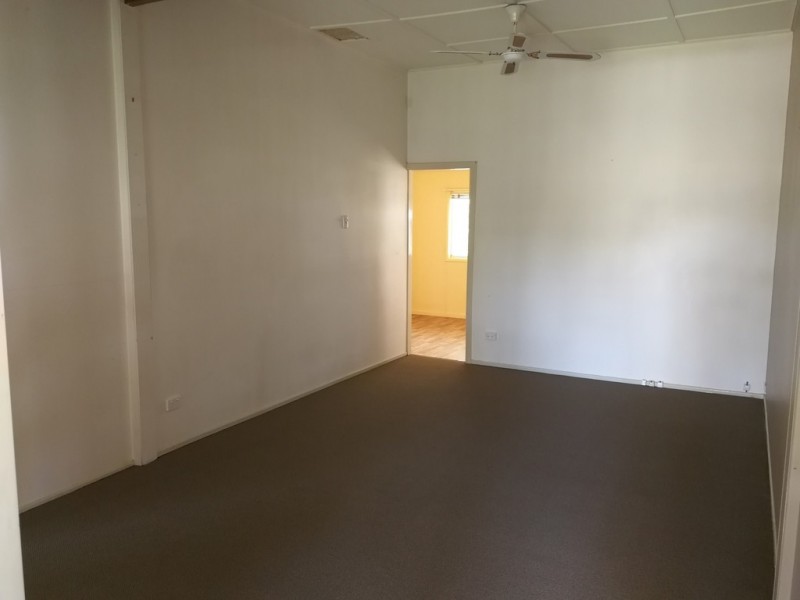 32 Fisher Street, Gracemere QLD 4702