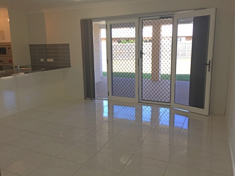 50 Jamie Crescent, Gracemere QLD 4702