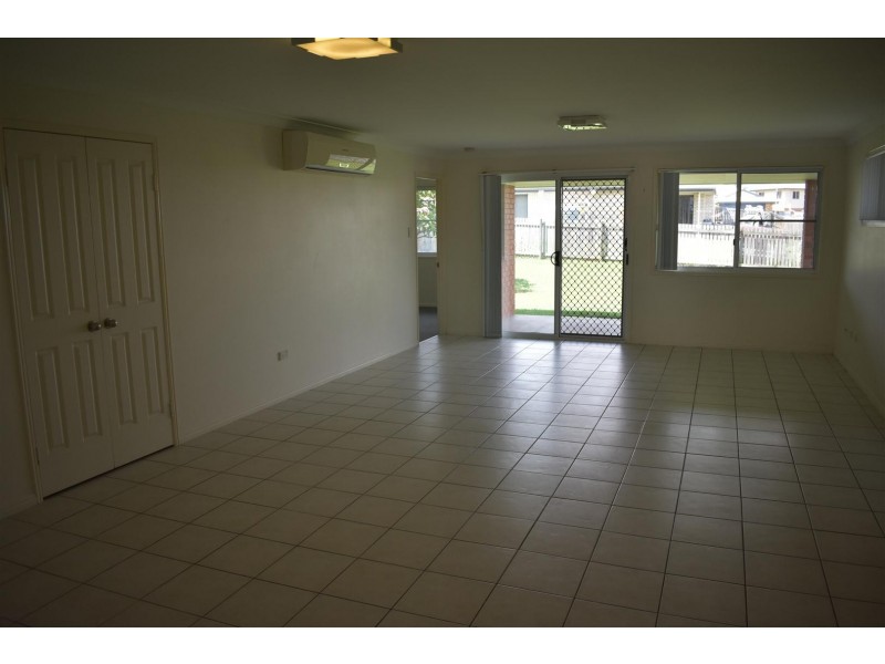 13 Riley Drive, Gracemere QLD 4702