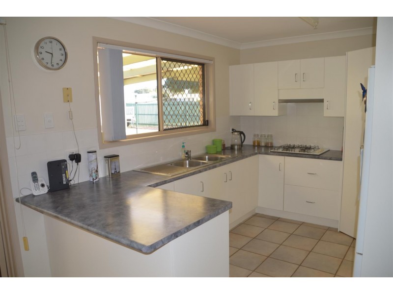 5 Hicks Close, Gracemere QLD 4702