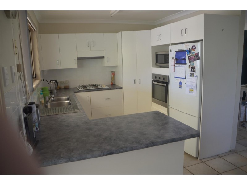 5 Hicks Close, Gracemere QLD 4702