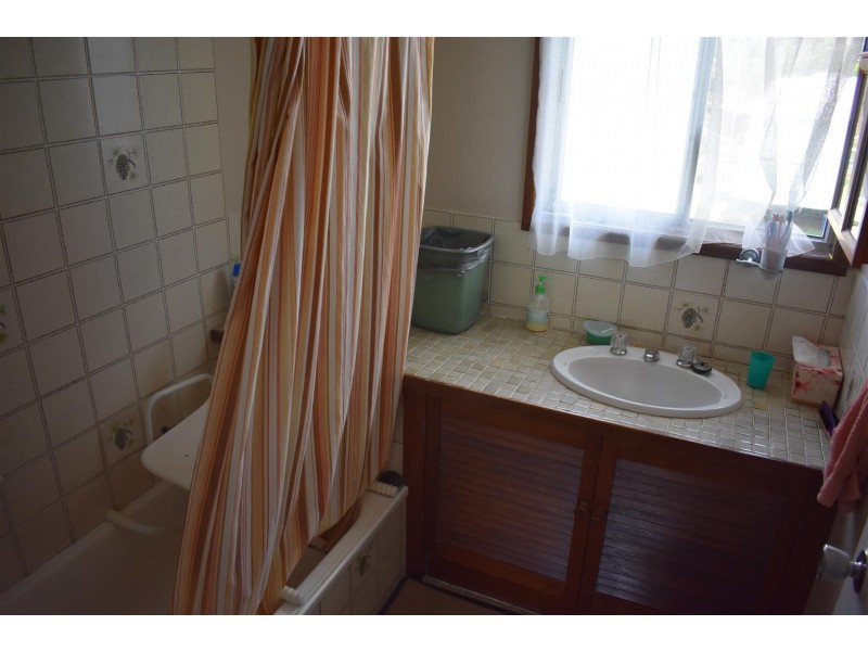 4 Wyvills Road, Moongan QLD 4714