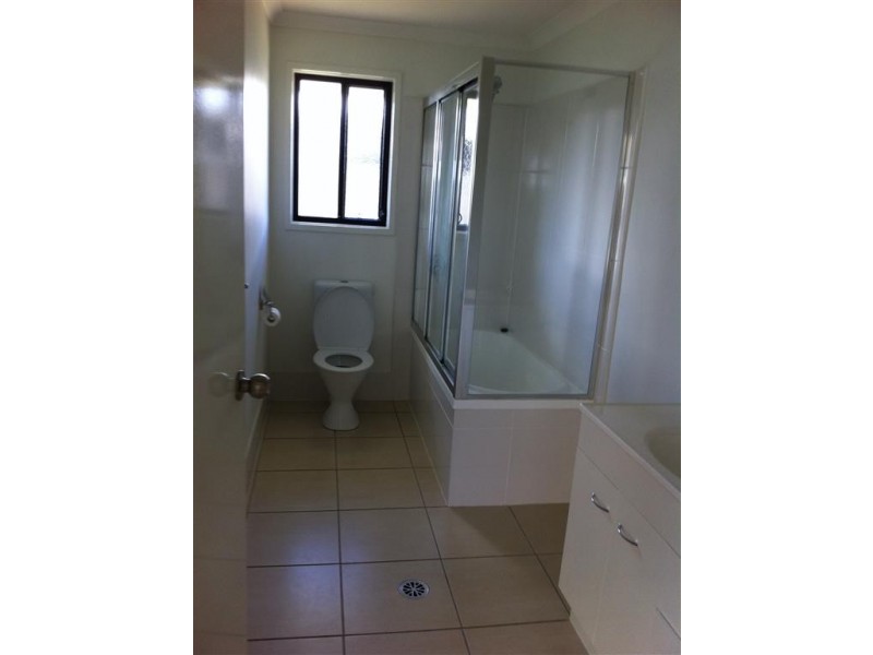 6 Angela Court, Gracemere QLD 4702