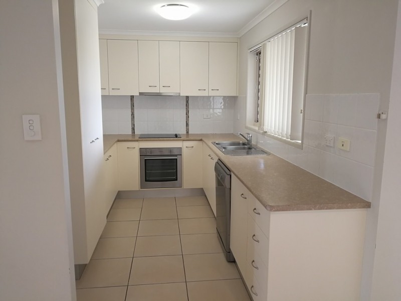 15 Koolamarra Drive, Gracemere QLD 4702