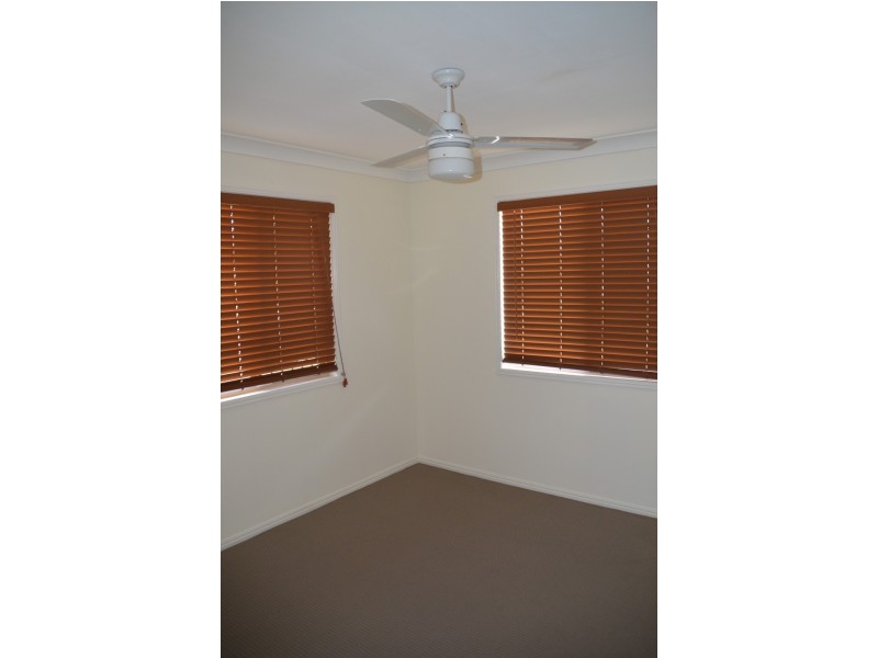 102 DONOVAN CRESCENT, Gracemere QLD 4702