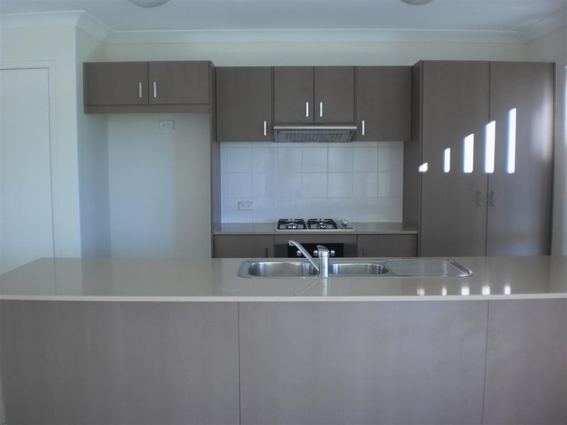 30 Koolmarra Drive, Gracemere QLD 4702