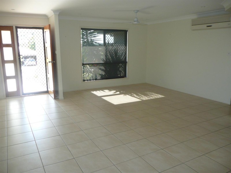 2 Sturt Court, Gracemere QLD 4702