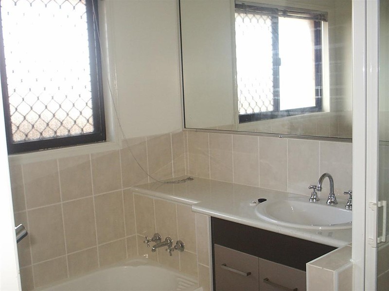 11 Gilmore Court, Gracemere QLD 4702