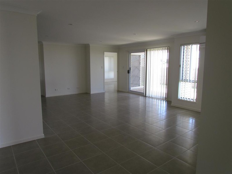 10 Tawarra Crescent, Gracemere QLD 4702