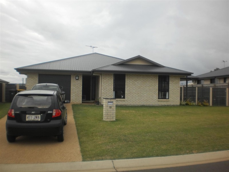 16 Emery Street, Gracemere QLD 4702