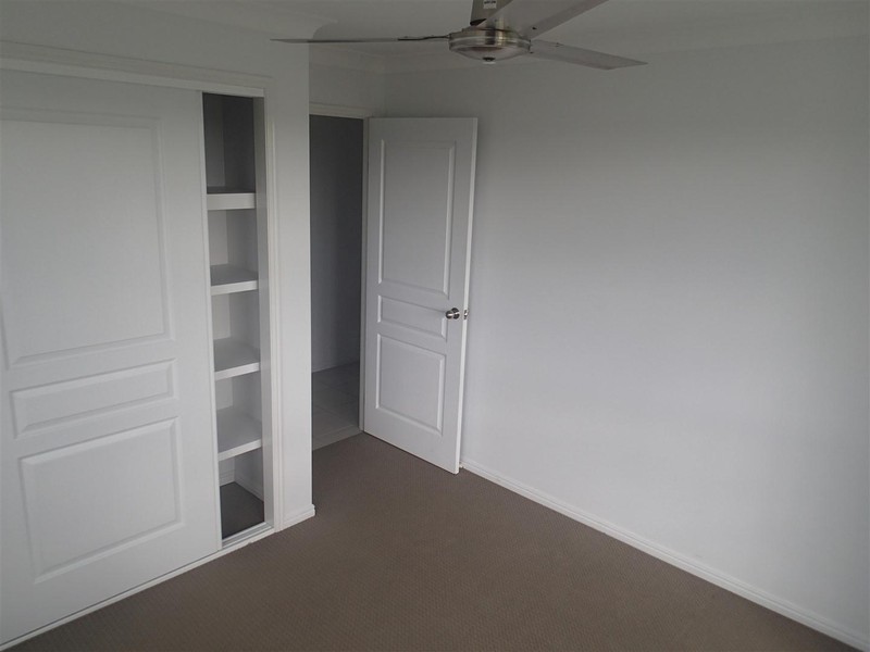 16 Emery Street, Gracemere QLD 4702