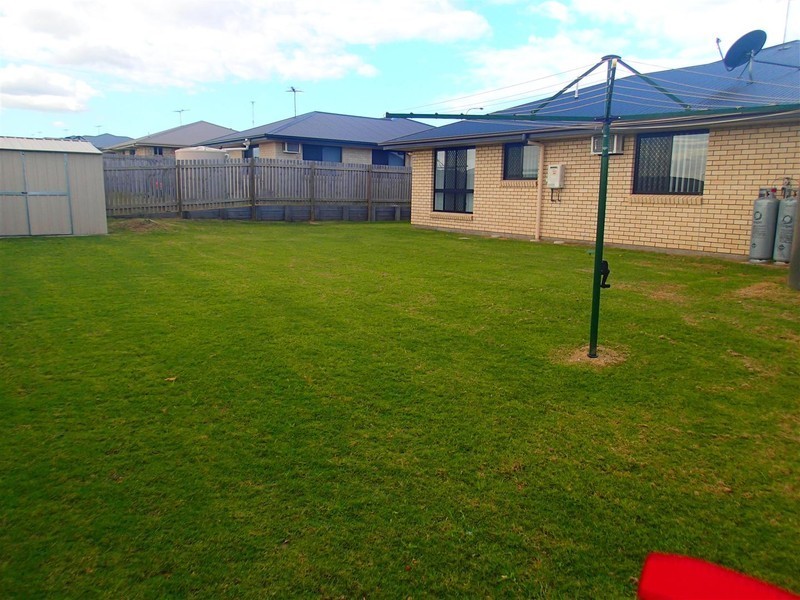 16 Emery Street, Gracemere QLD 4702