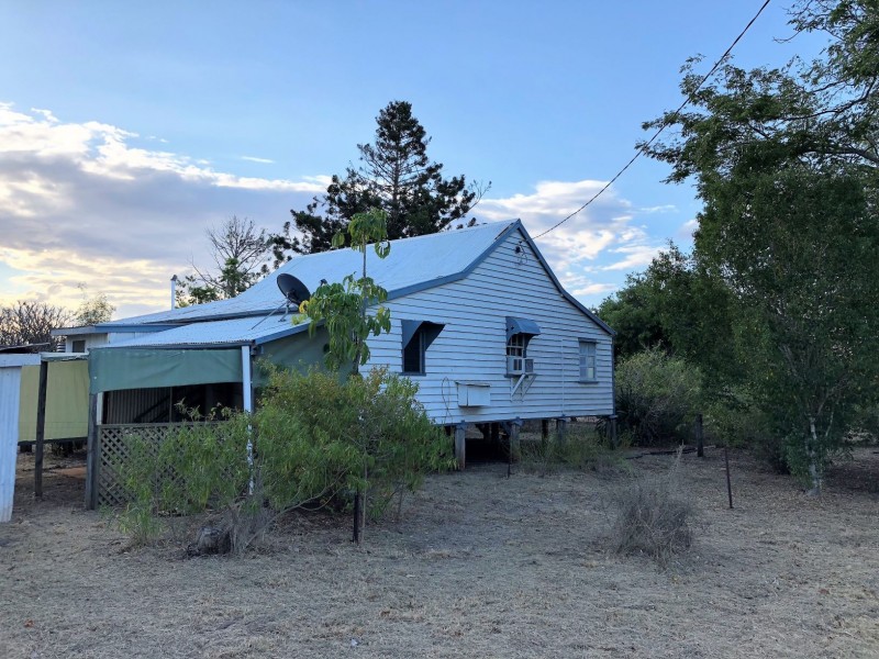 37 Elizabeth Street, Duaringa QLD 4712