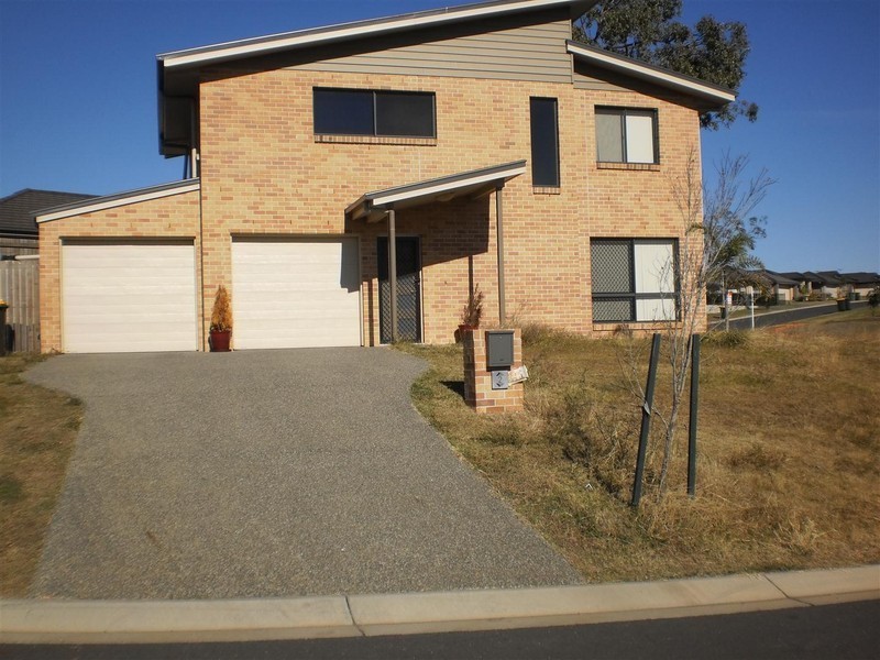 2 Lawson Court, Gracemere QLD 4702