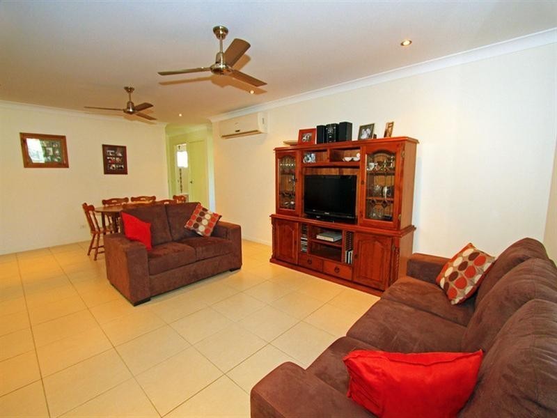 8 BREAKSPEAR STREET, Gracemere QLD 4702