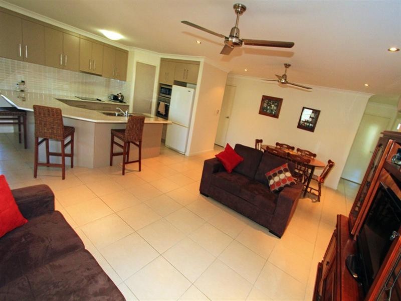 8 BREAKSPEAR STREET, Gracemere QLD 4702