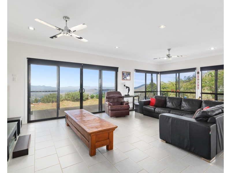 110 MOUNTAIN HIDEAWAY ROAD, Struck Oil QLD 4714