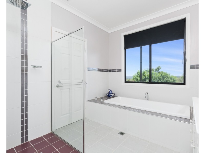 110 MOUNTAIN HIDEAWAY ROAD, Struck Oil QLD 4714