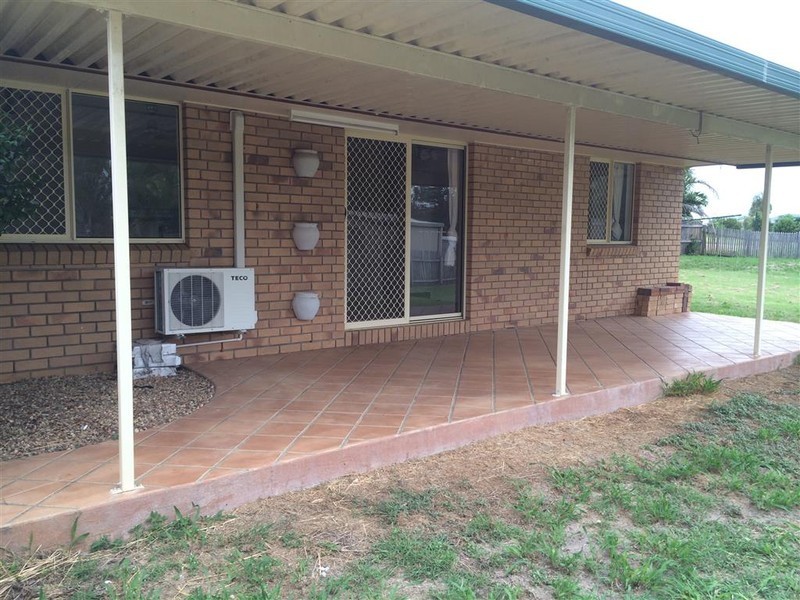 12 Rosewood Avenue, Gracemere QLD 4702