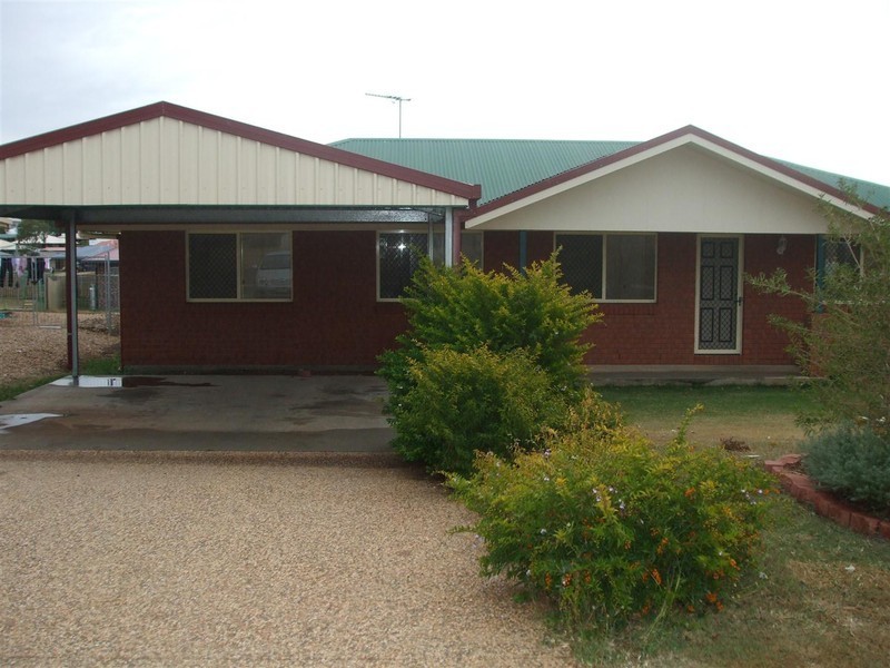 10 Lillypilly Avenue, Gracemere QLD 4702