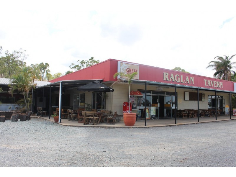 55739 Bruce Highway, Raglan QLD 4697
