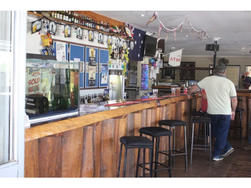 55739 Bruce Highway, Raglan QLD 4697