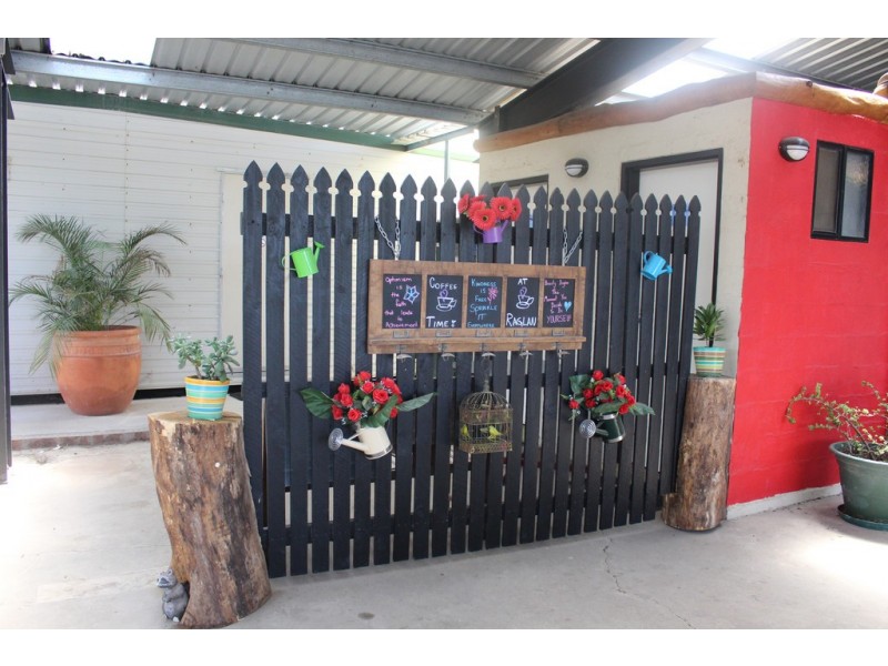 55739 Bruce Highway, Raglan QLD 4697