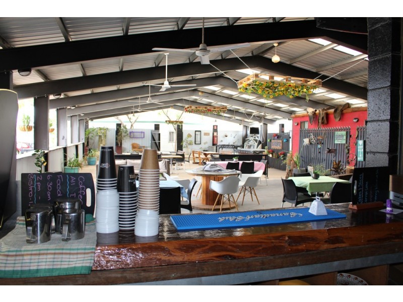 55739 Bruce Highway, Raglan QLD 4697