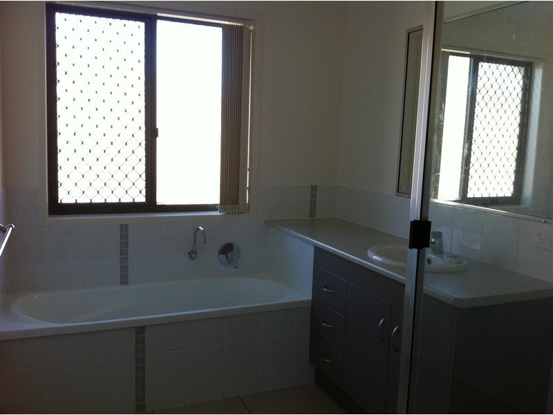 7 Brady Place, Gracemere QLD 4702