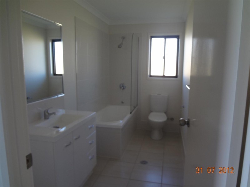 7 Amy Street, Gracemere QLD 4702