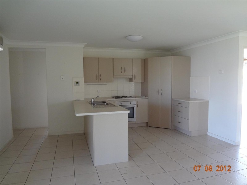 8  Joseph Street, Gracemere QLD 4702