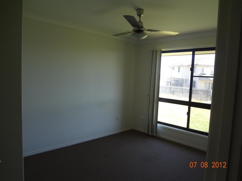 8  Joseph Street, Gracemere QLD 4702
