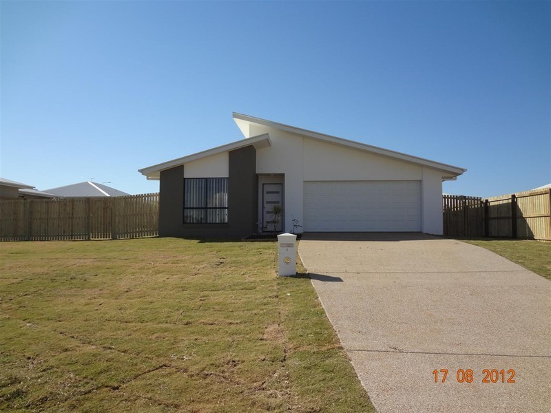 4 FORD PLACE, Gracemere QLD 4702