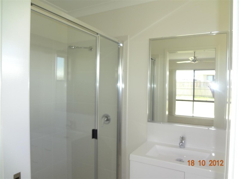 4  Marc Crescent, Gracemere QLD 4702