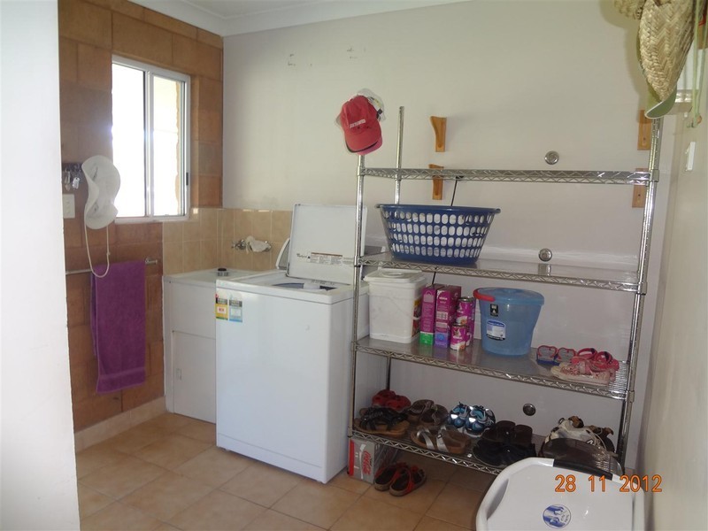 52437 Burnett Highway, Bouldercombe QLD 4702