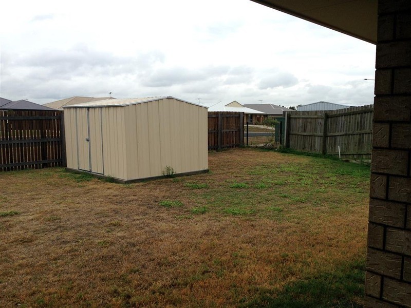 17 CUNNINGHAM COURT, Gracemere QLD 4702