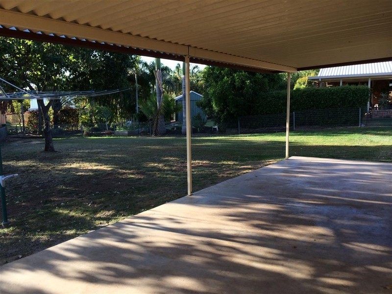27 Davison Street, Gracemere QLD 4702