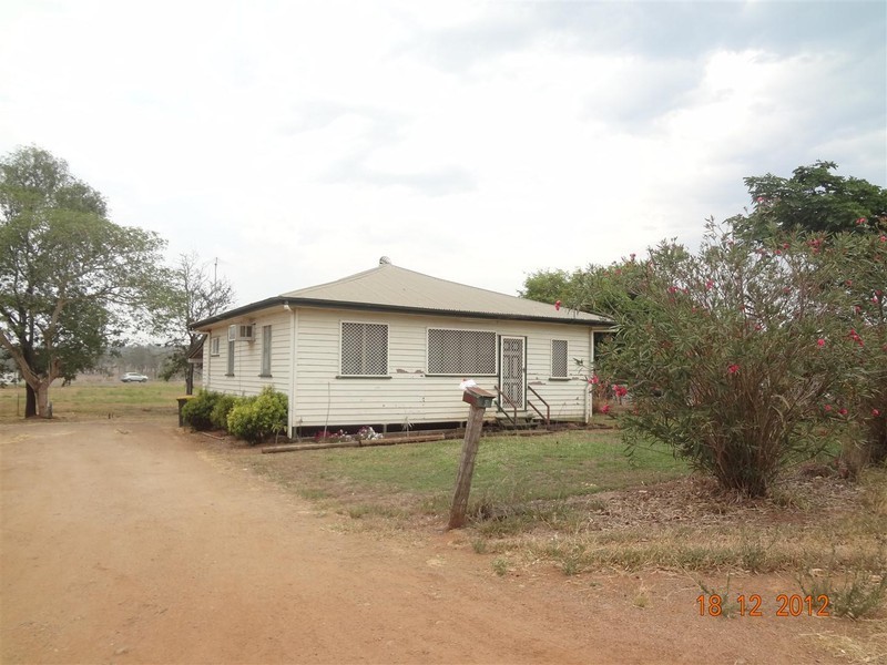 30 O’Shanesy Street, Gracemere QLD 4702