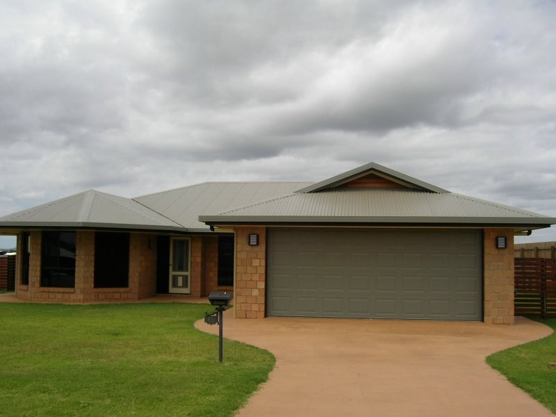 61 Buxton Drive, Gracemere QLD 4702