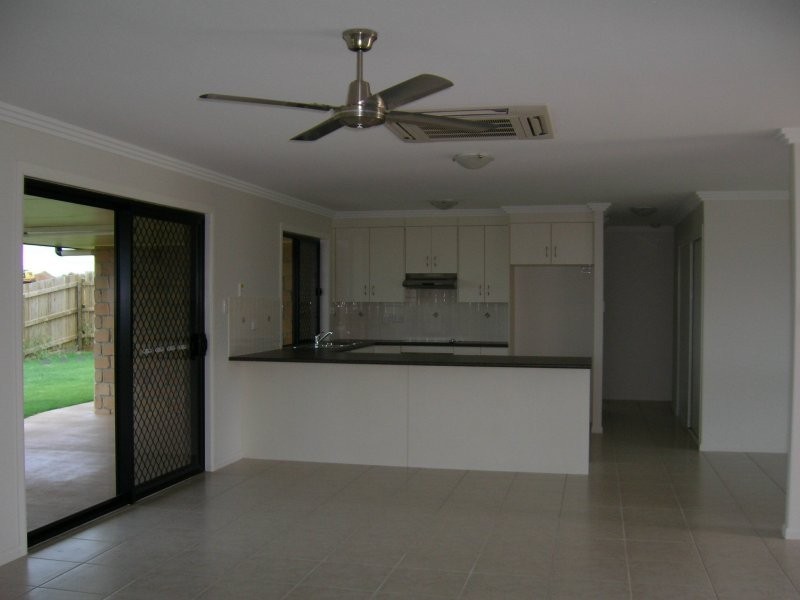 61 Buxton Drive, Gracemere QLD 4702
