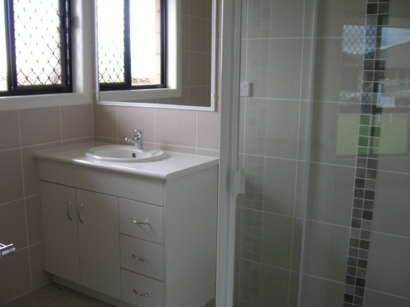 61 Buxton Drive, Gracemere QLD 4702