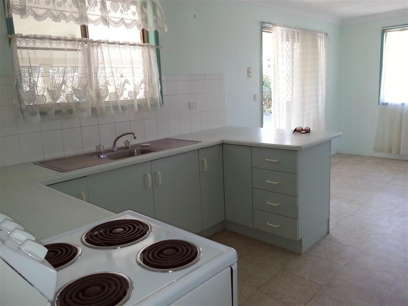 2 COWAN STREET, Gracemere QLD 4702