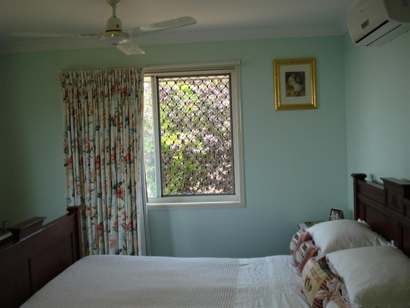 Unit 1 / 4 Poinciana Place, Gracemere QLD 4702