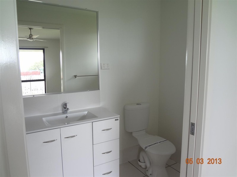 4 Viney Street, Gracemere QLD 4702