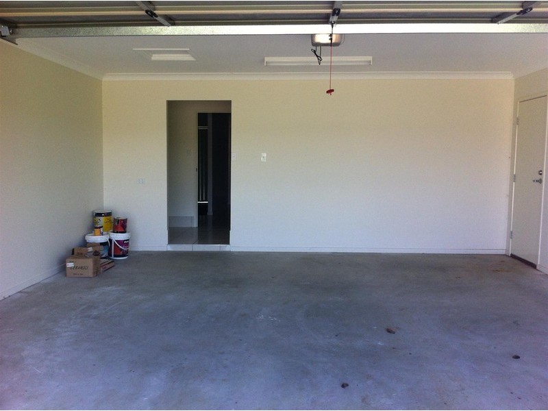 6 Leichhardt Drive, Gracemere QLD 4702