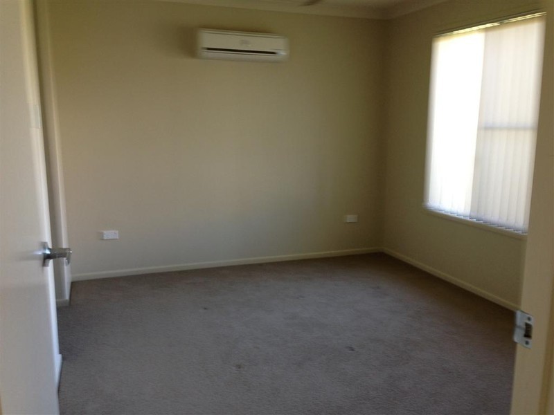 49 MIDDLE ROAD, Gracemere QLD 4702