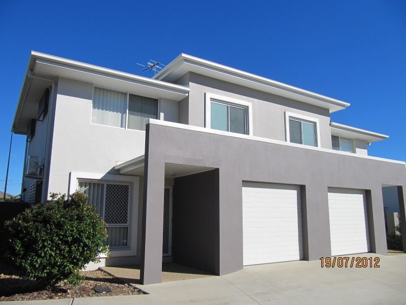 UNIT 2/54 LILLYPILLY AVENUE, Gracemere QLD 4702